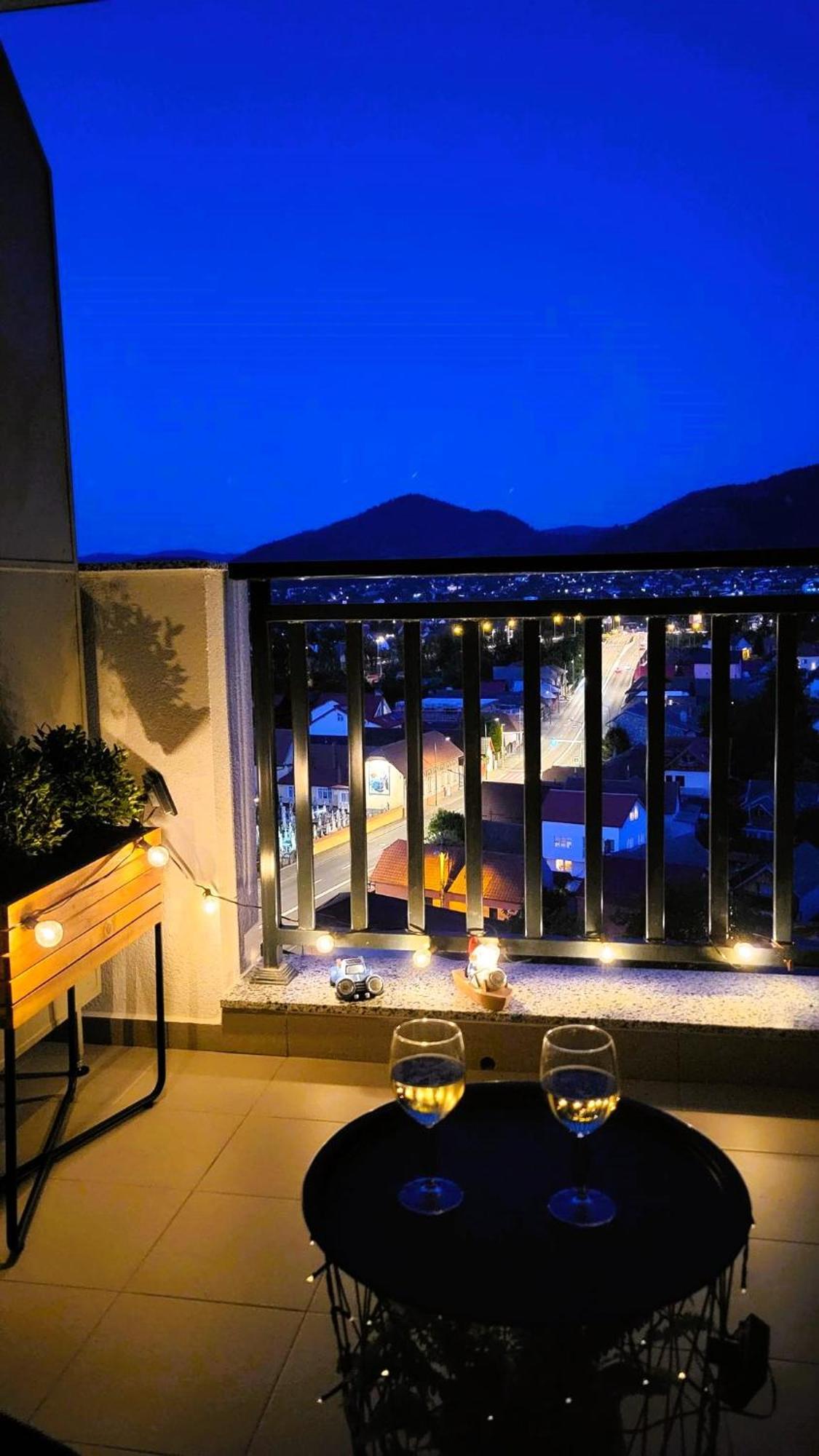 Mountain View Retreat Apartment - Braşov Exteriör bild